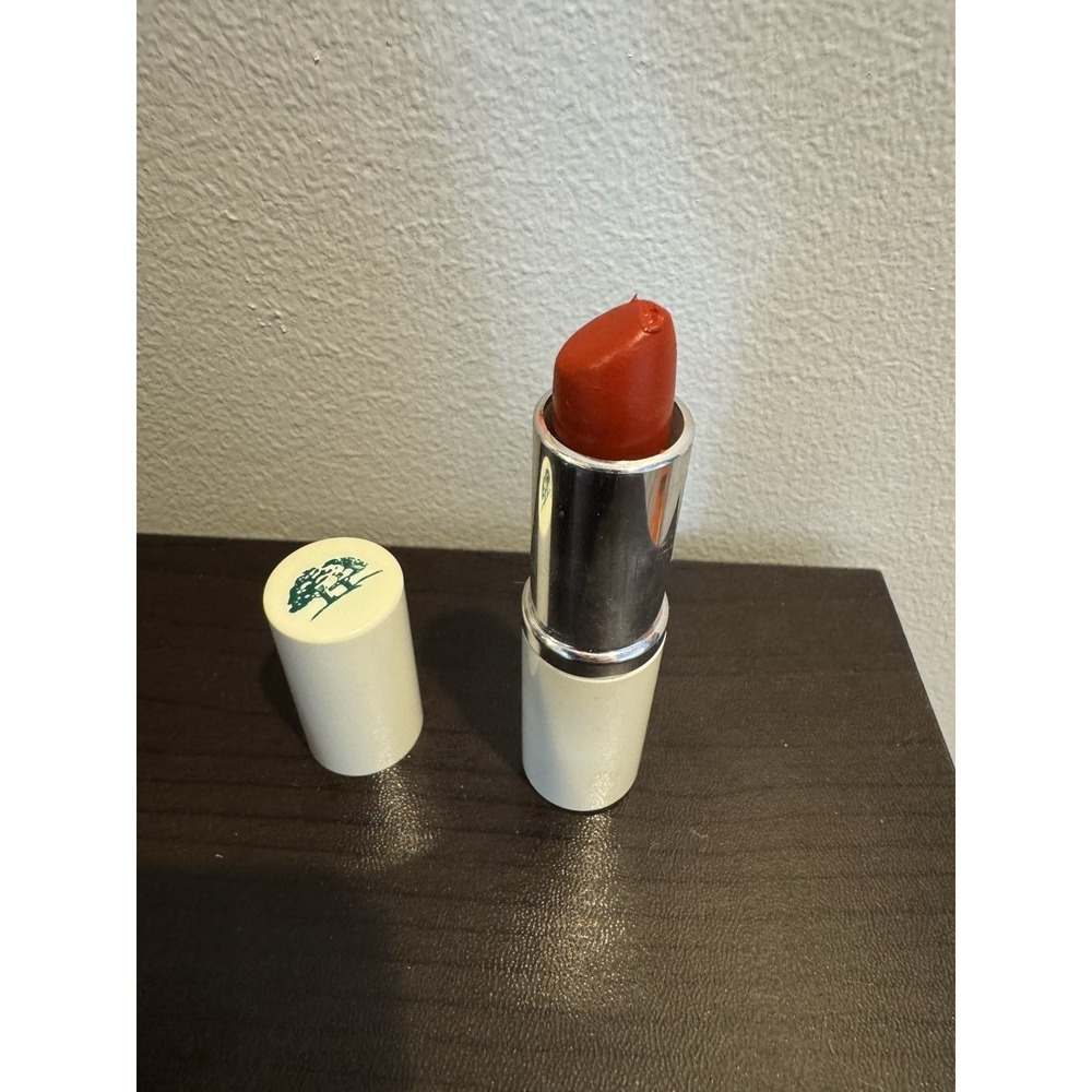 Vintage Origins Huckleberry Red Lipstick White Tube New Without‎ Box .11 Oz